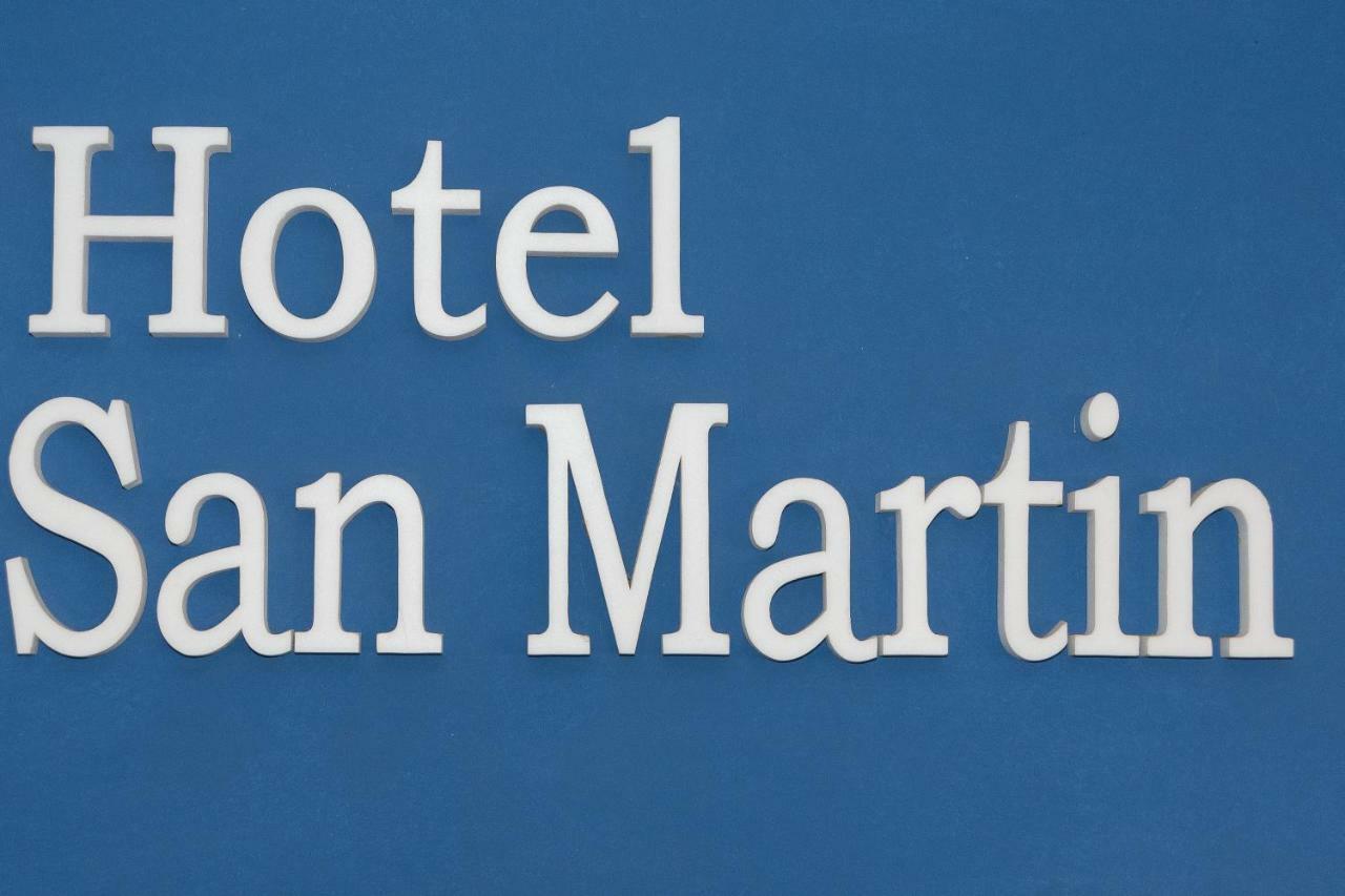 Hotel San Martin Reconquista Esterno foto